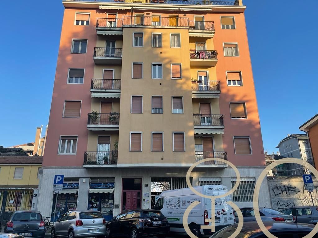 AMPIO BILOCALE RISTRUTTURATO