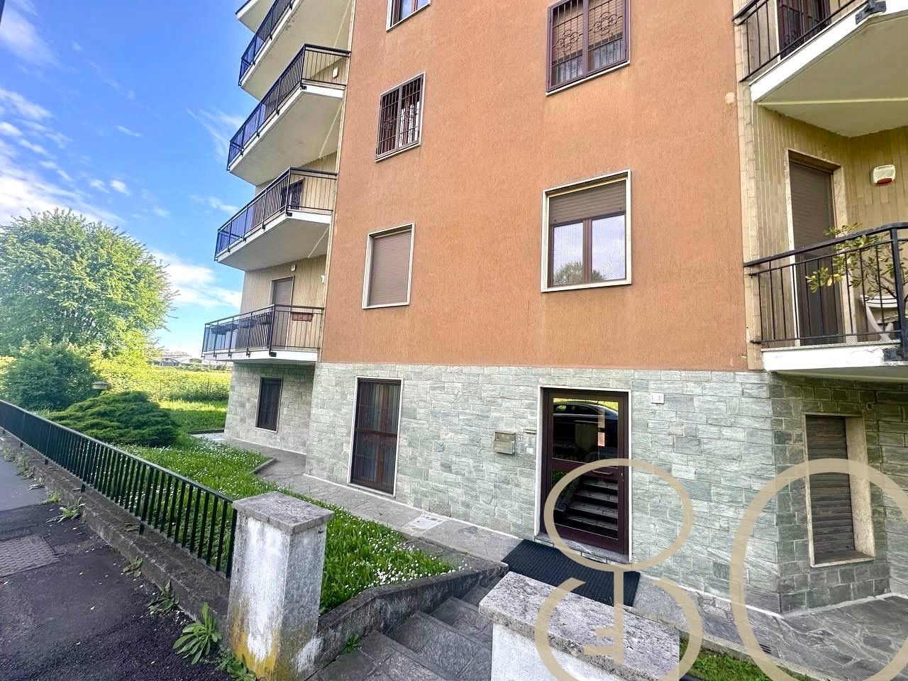 TRILOCALE DOPPIO BALCONE E POSTO AUTO