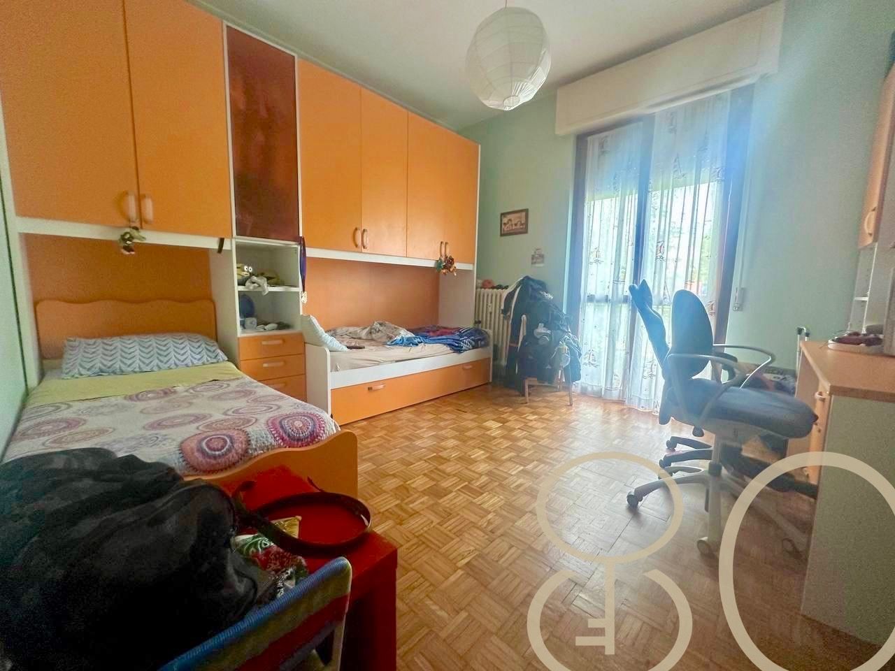 TRILOCALE DOPPIO BALCONE E POSTO AUTO