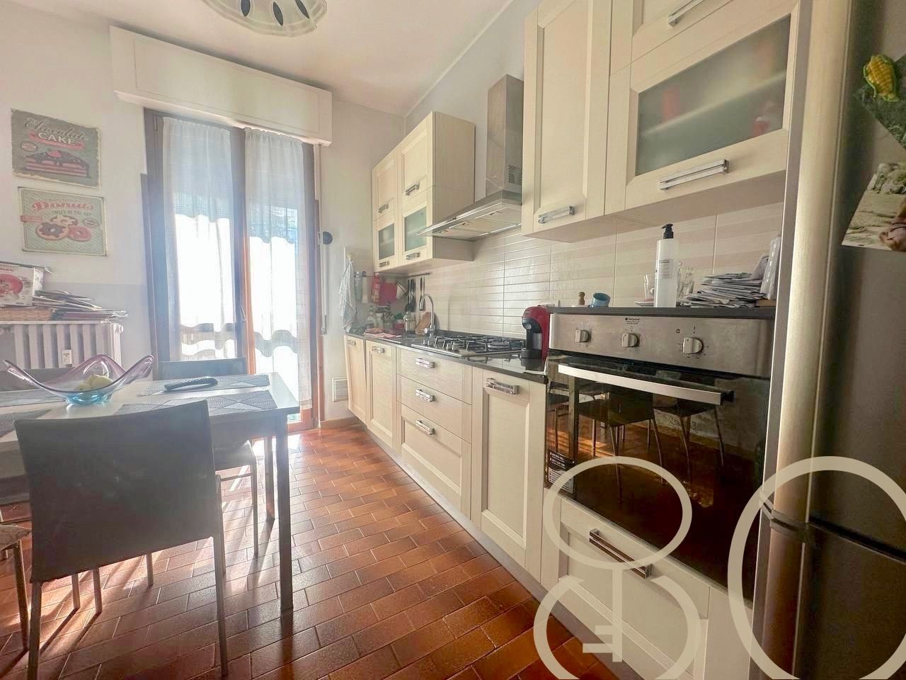 TRILOCALE DOPPIO BALCONE E POSTO AUTO