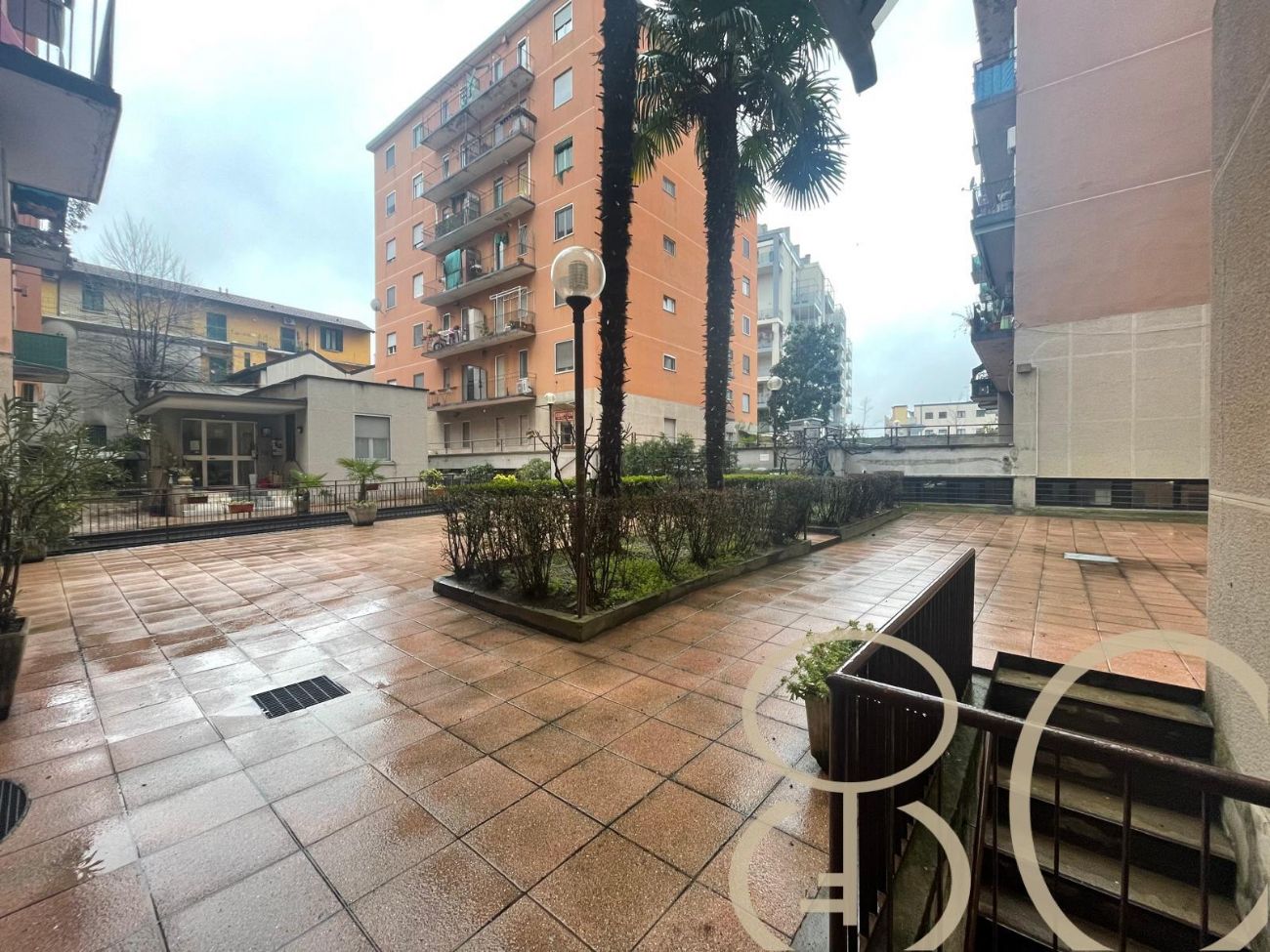 BILOCALE RISTRUTTURATO CON BALCONE