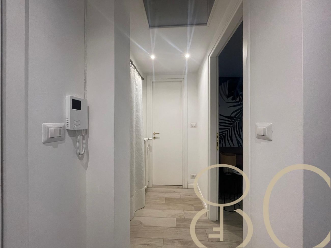 BILOCALE RISTRUTTURATO CON BALCONE