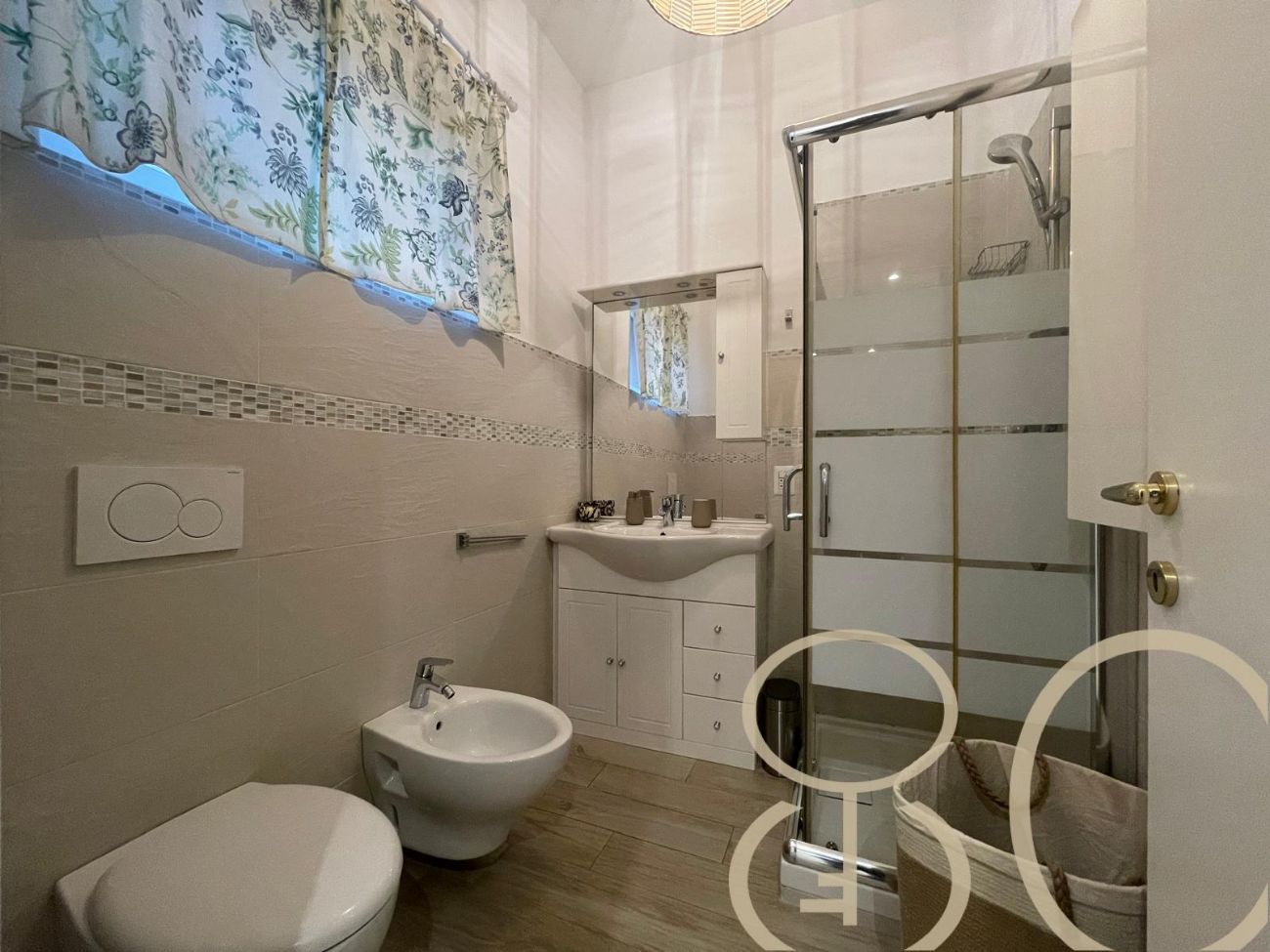 BILOCALE RISTRUTTURATO CON BALCONE