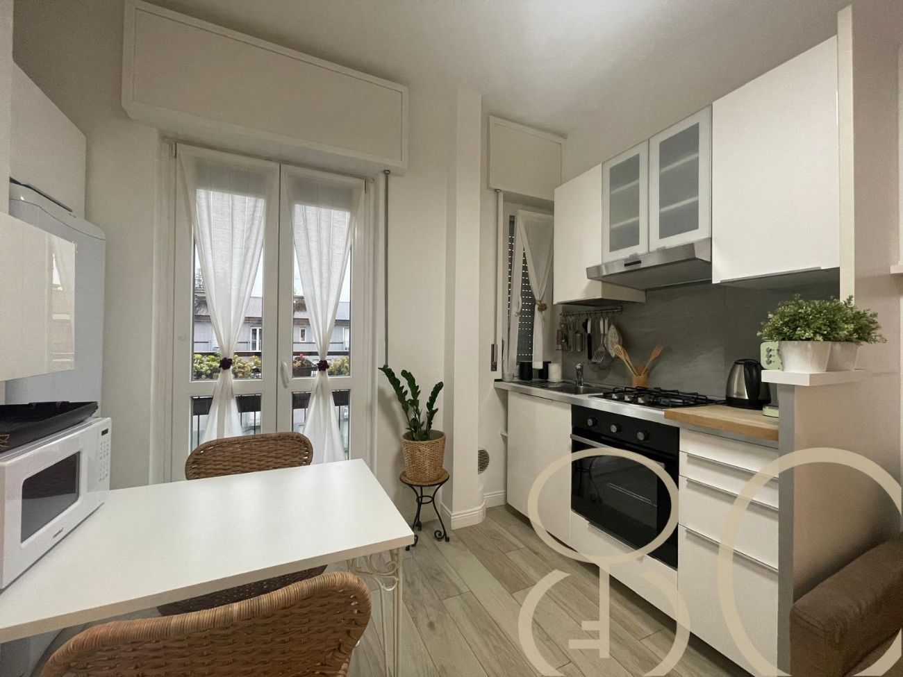 BILOCALE RISTRUTTURATO CON BALCONE