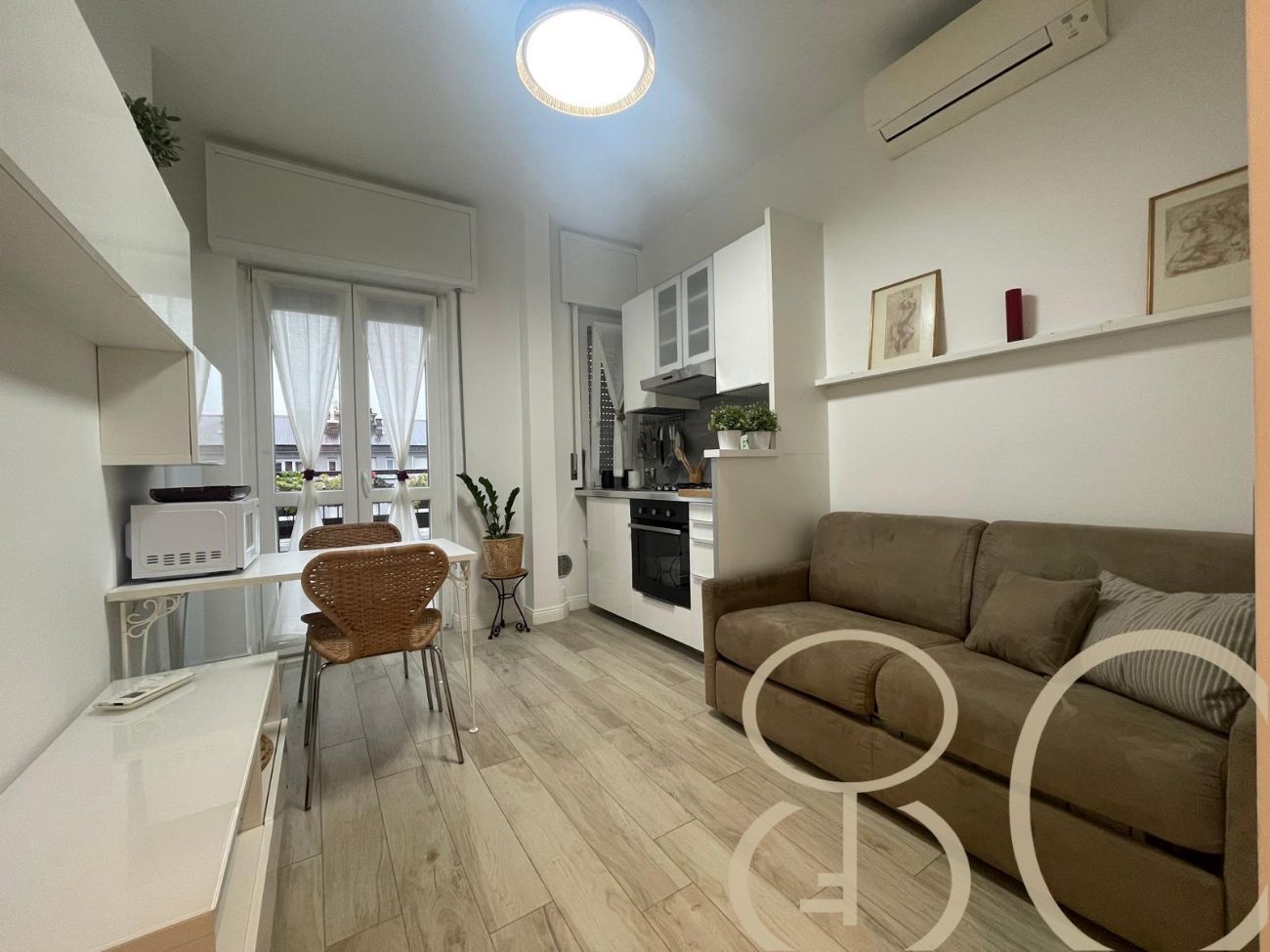 BILOCALE RISTRUTTURATO CON BALCONE