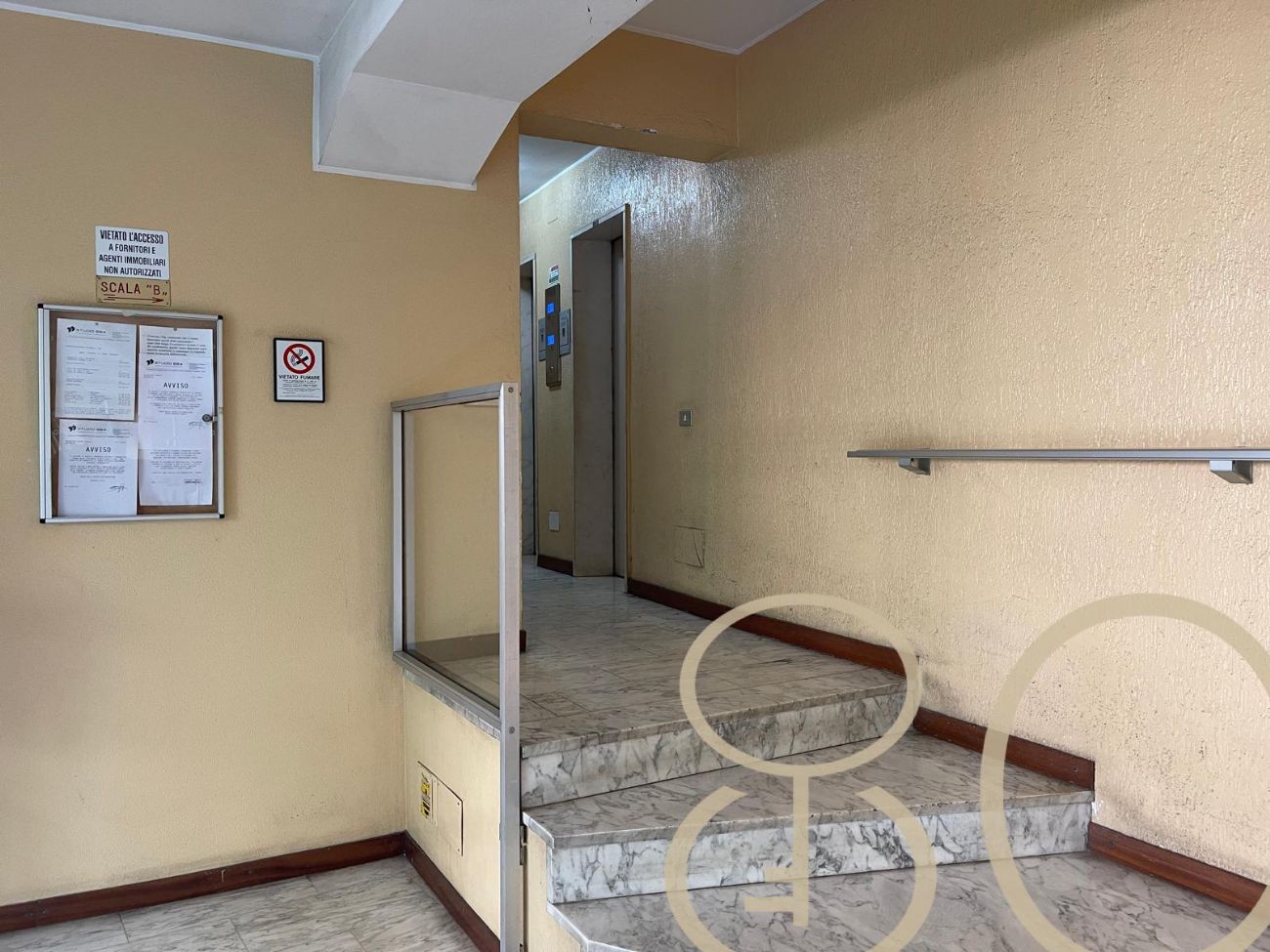 BILOCALE CON BALCONE