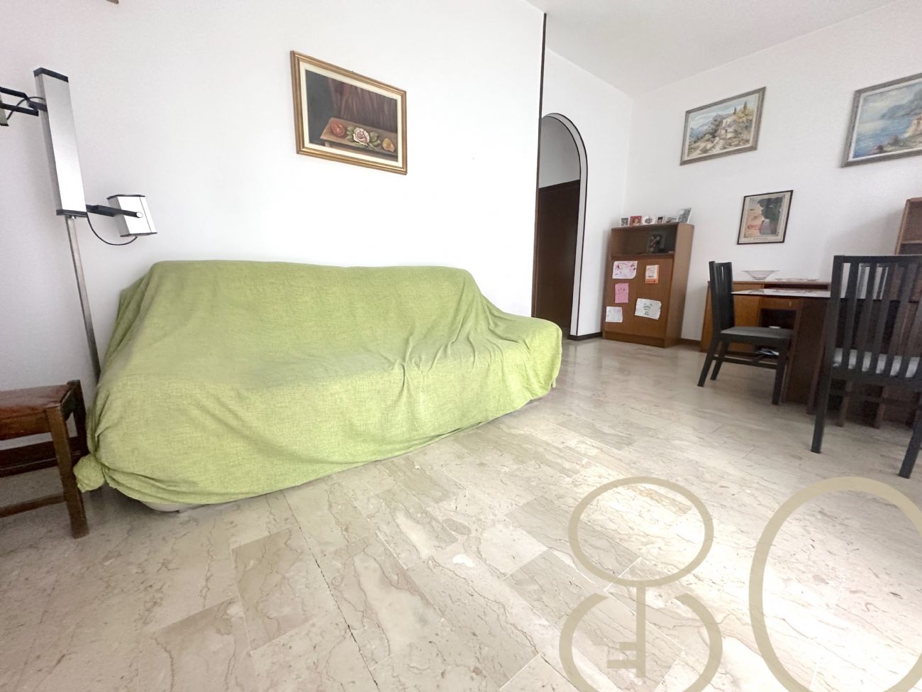 TRILOCALE CON DOPPIO BALCONE