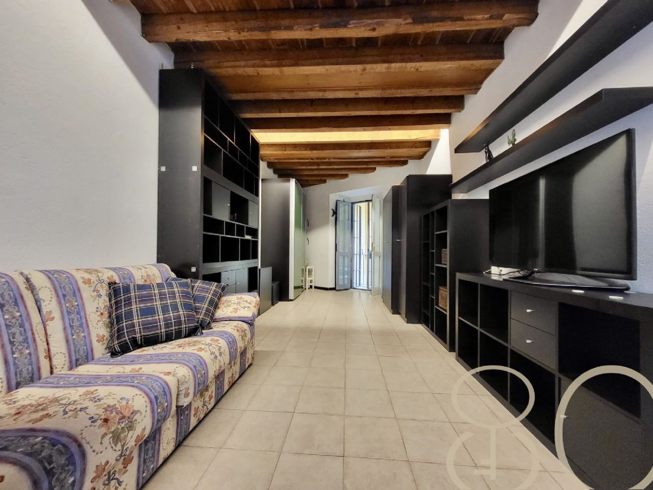 AMPIO BILOCALE CON POSSIBILITA' DI SECONDA CAMERA