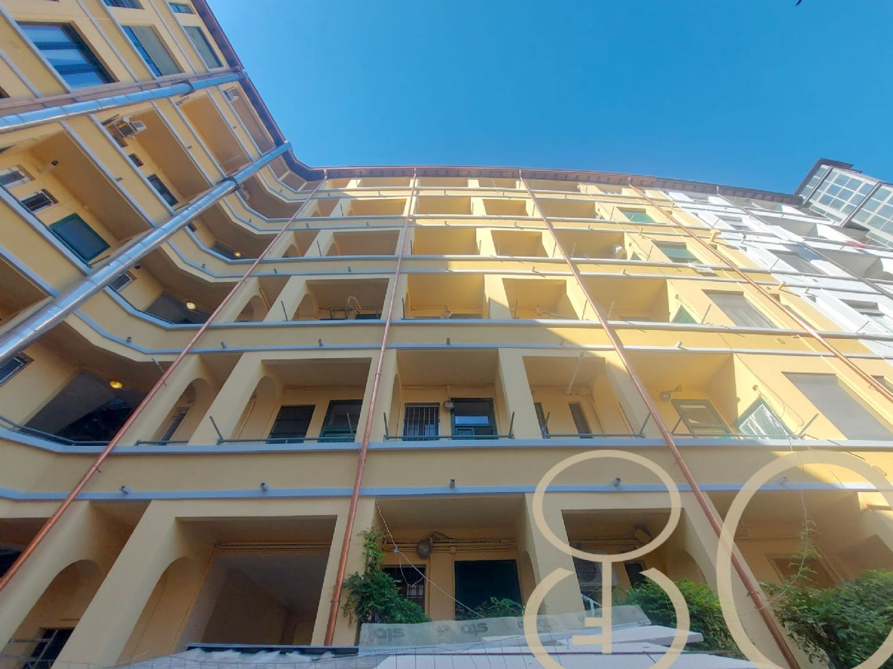 BILOCALE PIAZZALE CARRARA