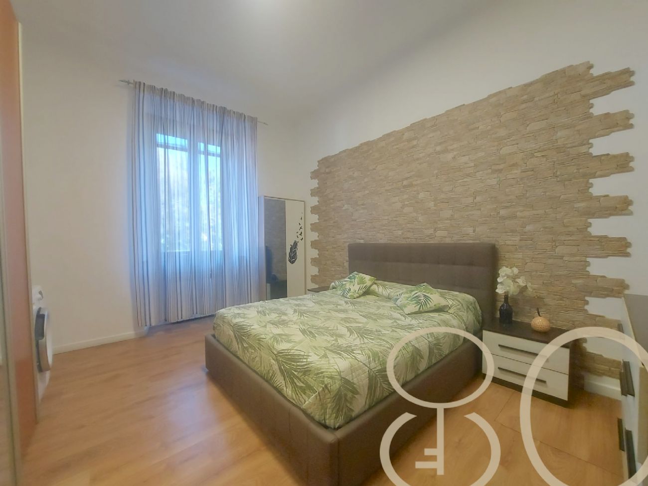 BILOCALE PIAZZALE CARRARA