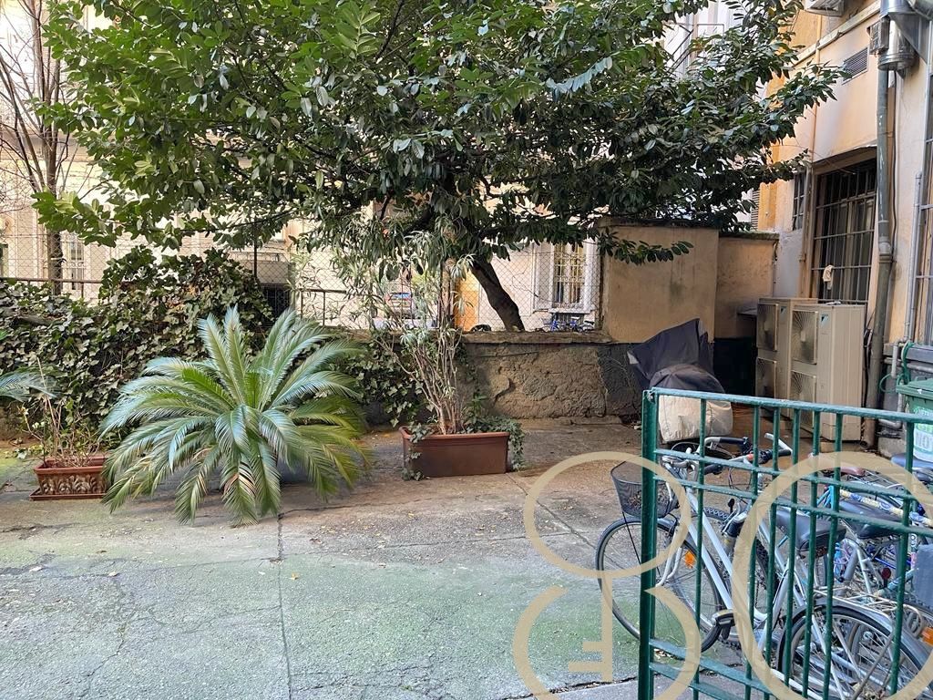 BILOCALE PIAZZALE CARRARA