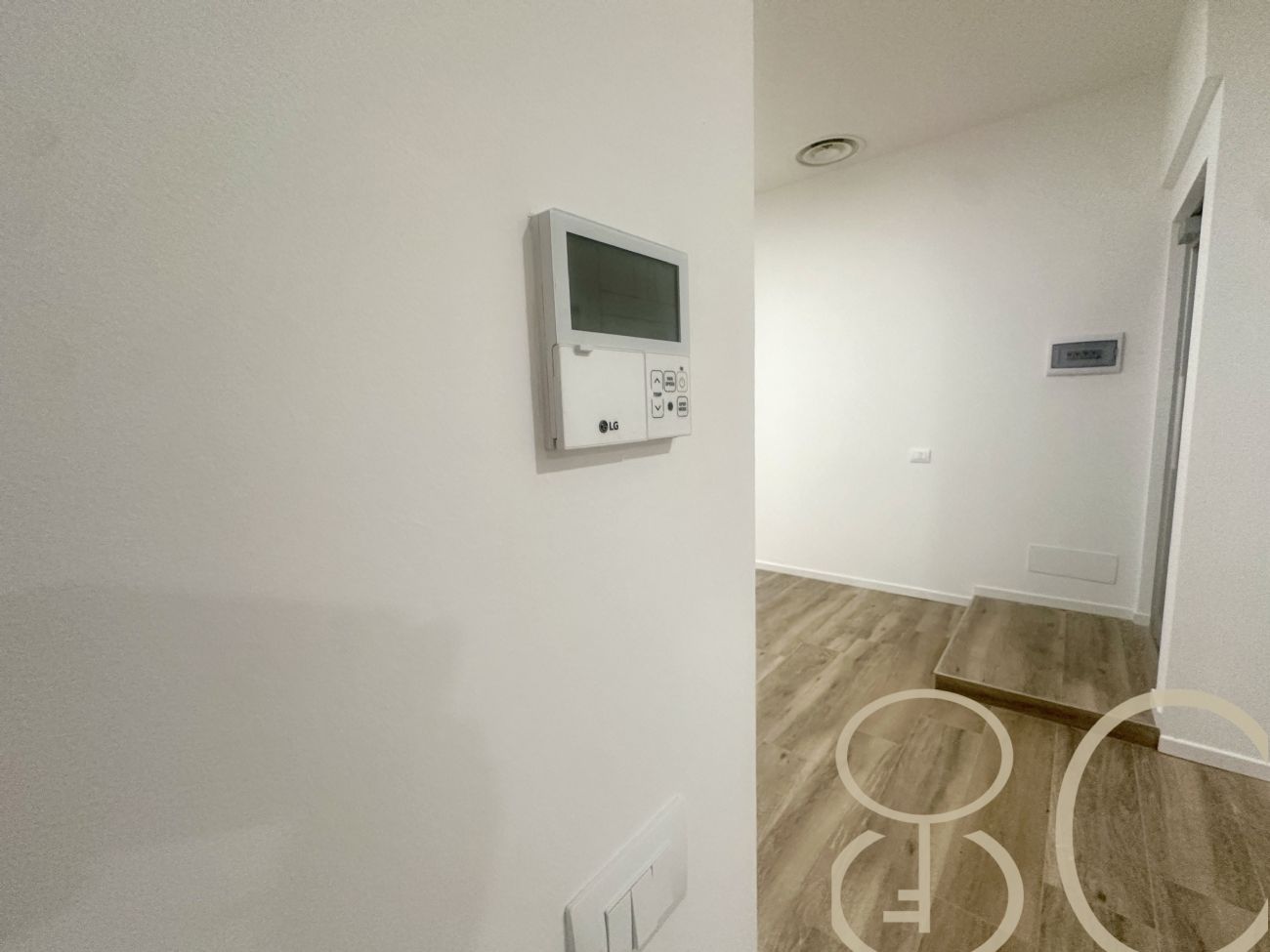 TRILOCALE CON TAVERNA