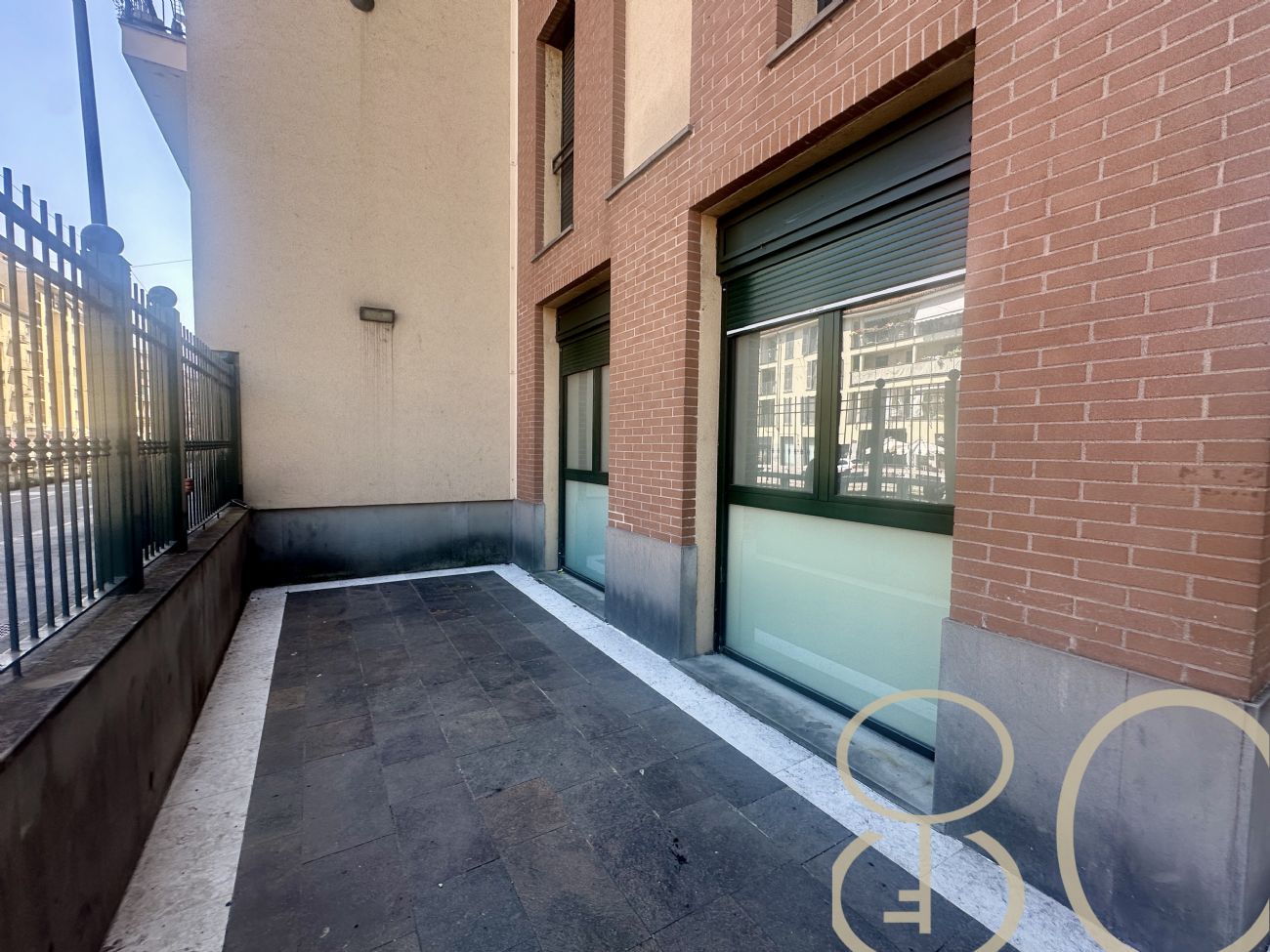 TRILOCALE CON TAVERNA