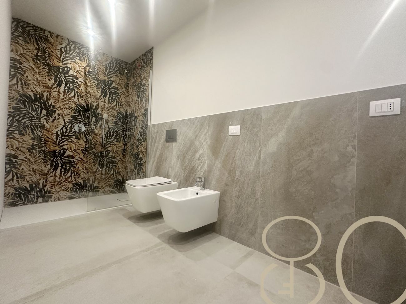 TRILOCALE CON TAVERNA