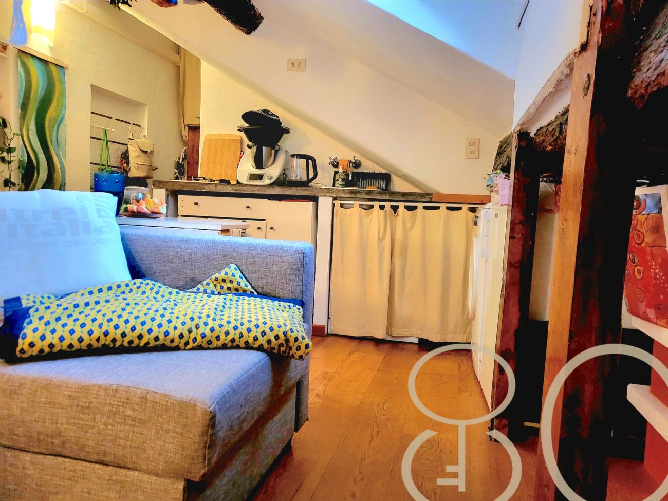 MANSARDA IN STABILE D'EPOCA