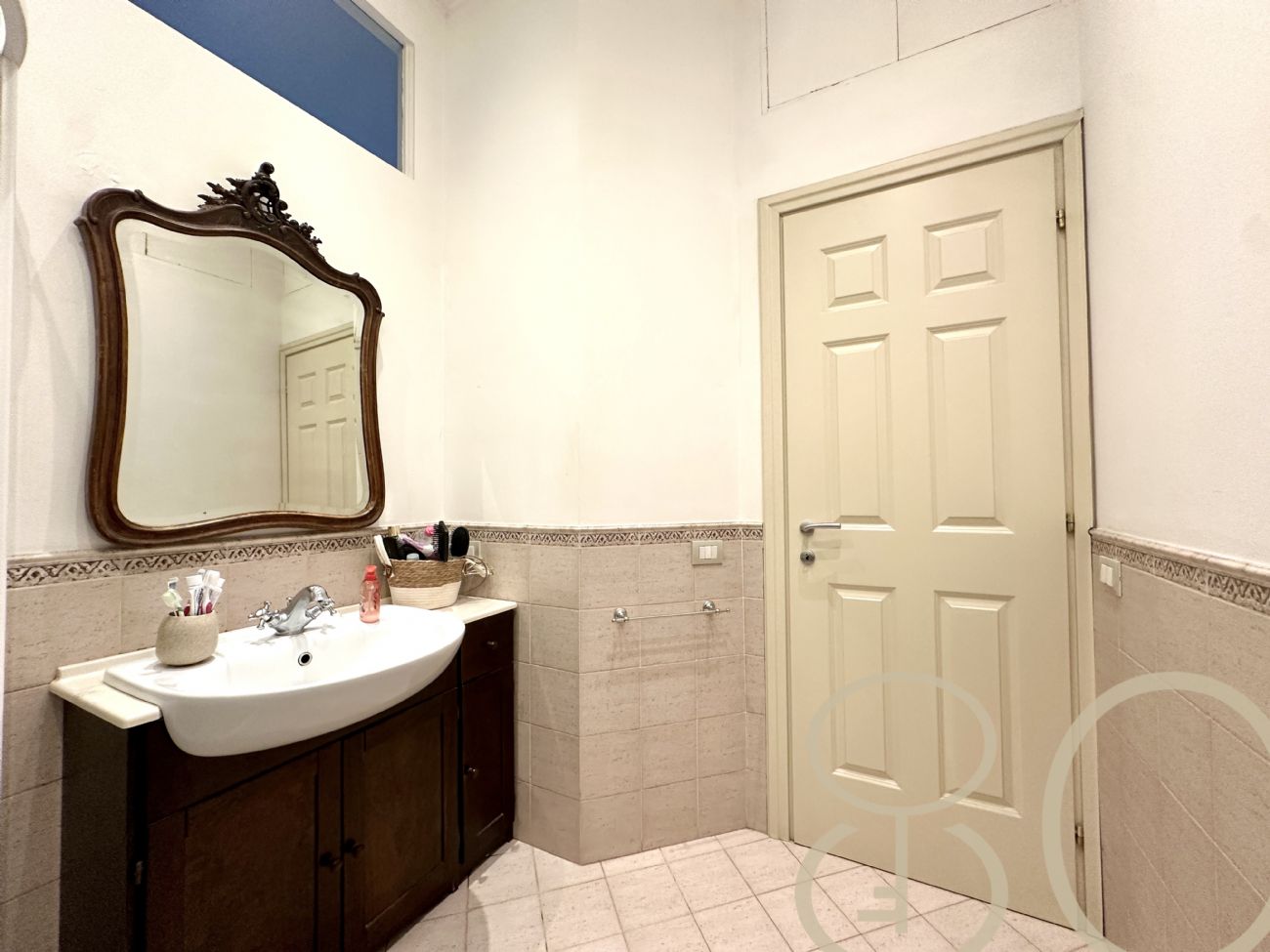 BILOCALE CORSO SAN GOTTARDO