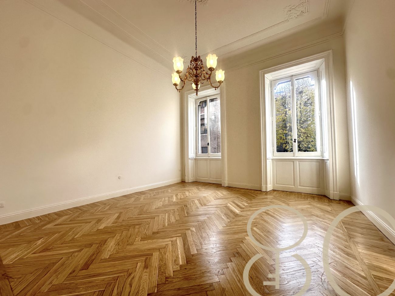 TRILOCALE RESTAURATO BOSCOVICH