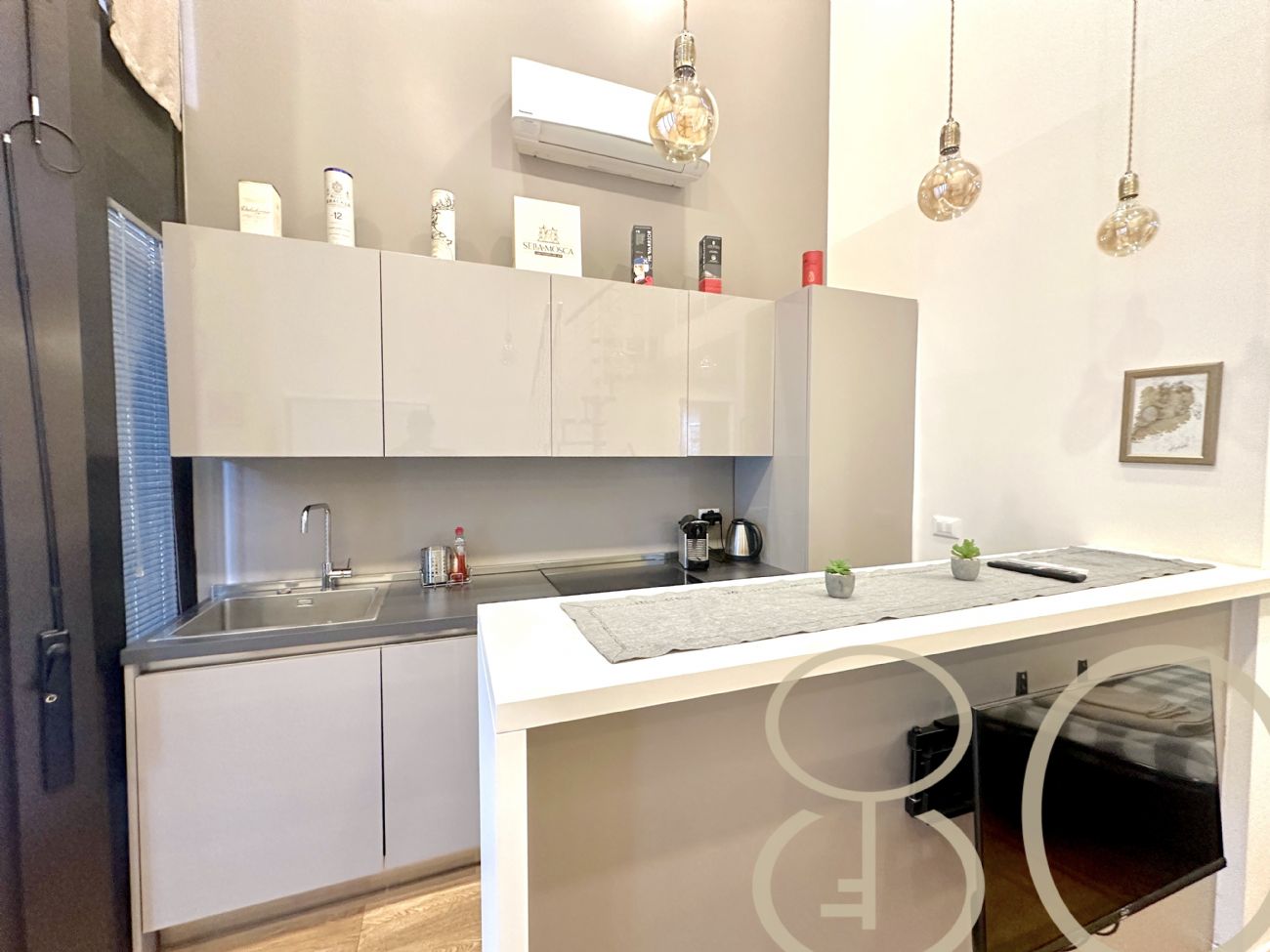 LOFT BOCCONI VIA CUSTODI