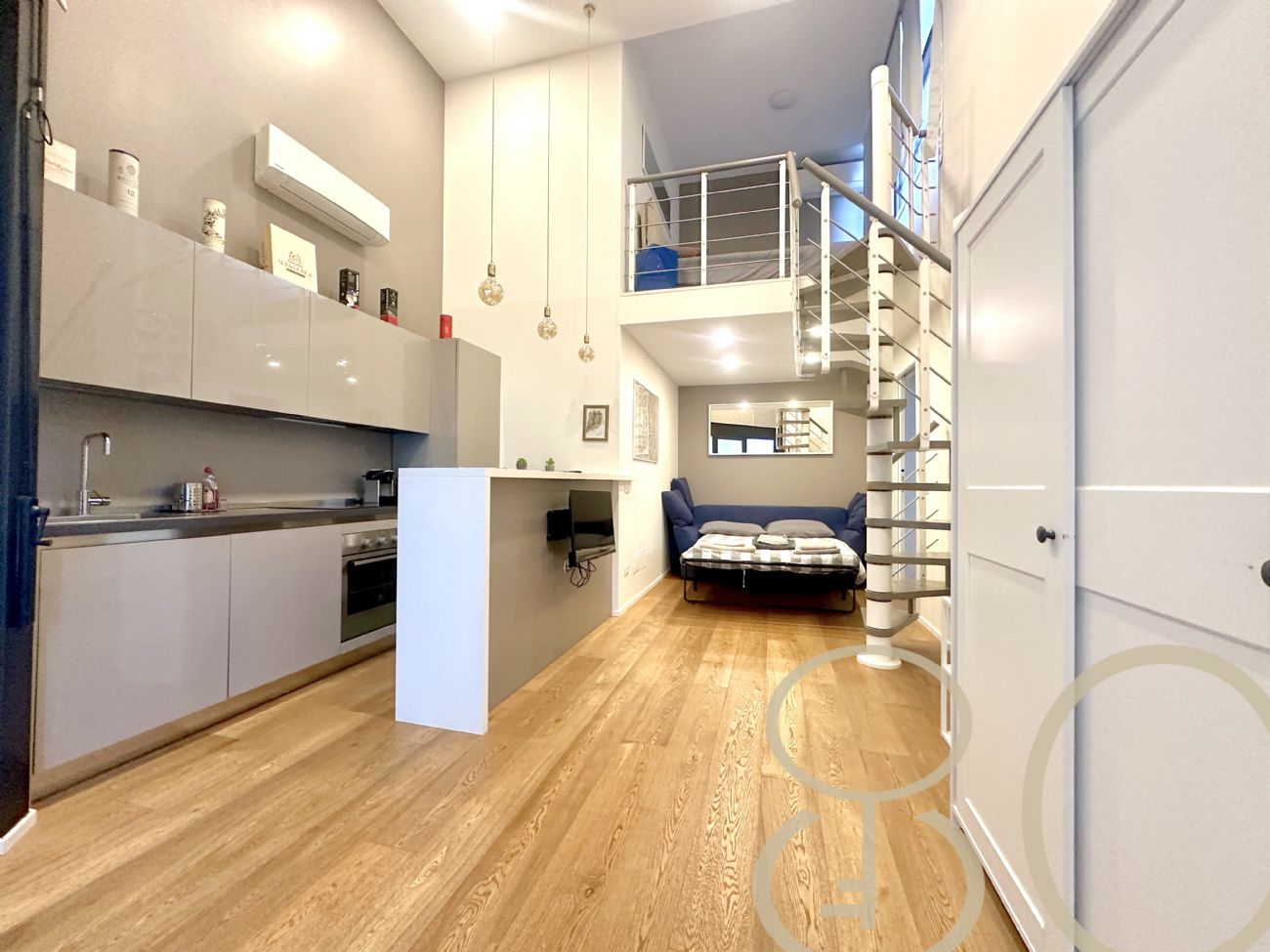 LOFT BOCCONI VIA CUSTODI 