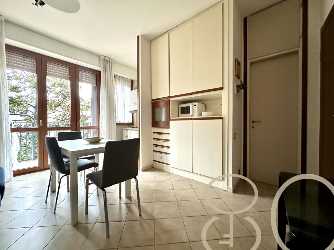 MONOLOCALE GENTILINO