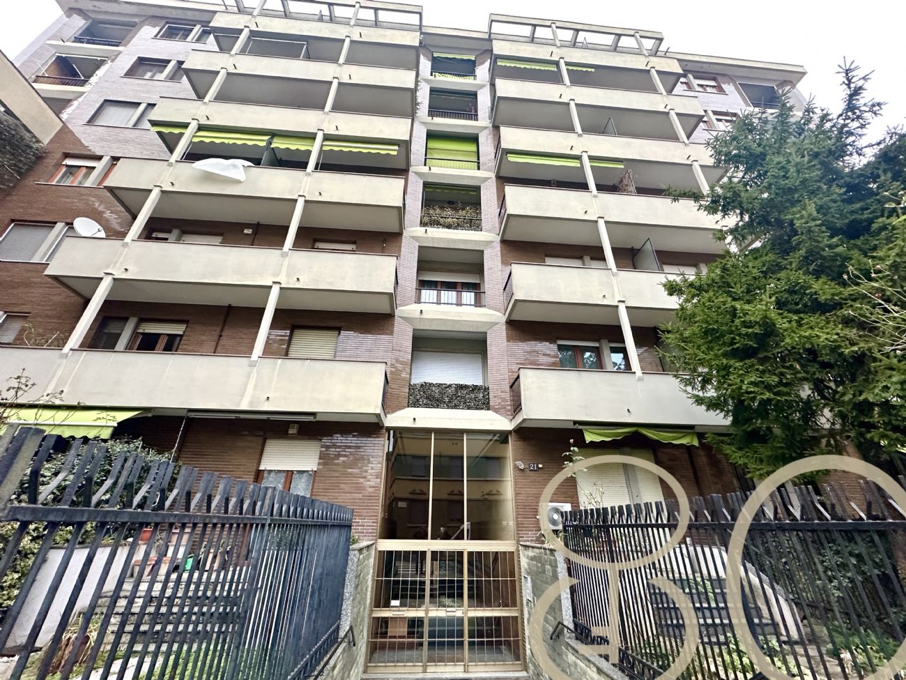 OPEN SPACE CON GIARDINO PRIVATO