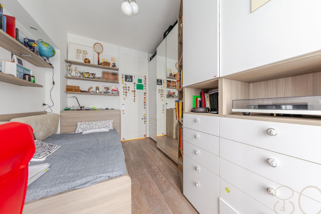 PLURILOCALE CON POSTO AUTO