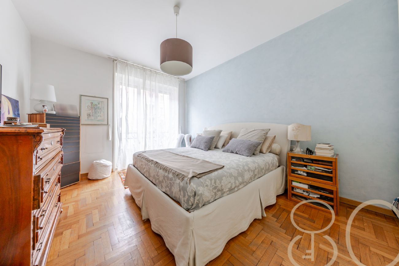 PLURILOCALE CON POSTO AUTO