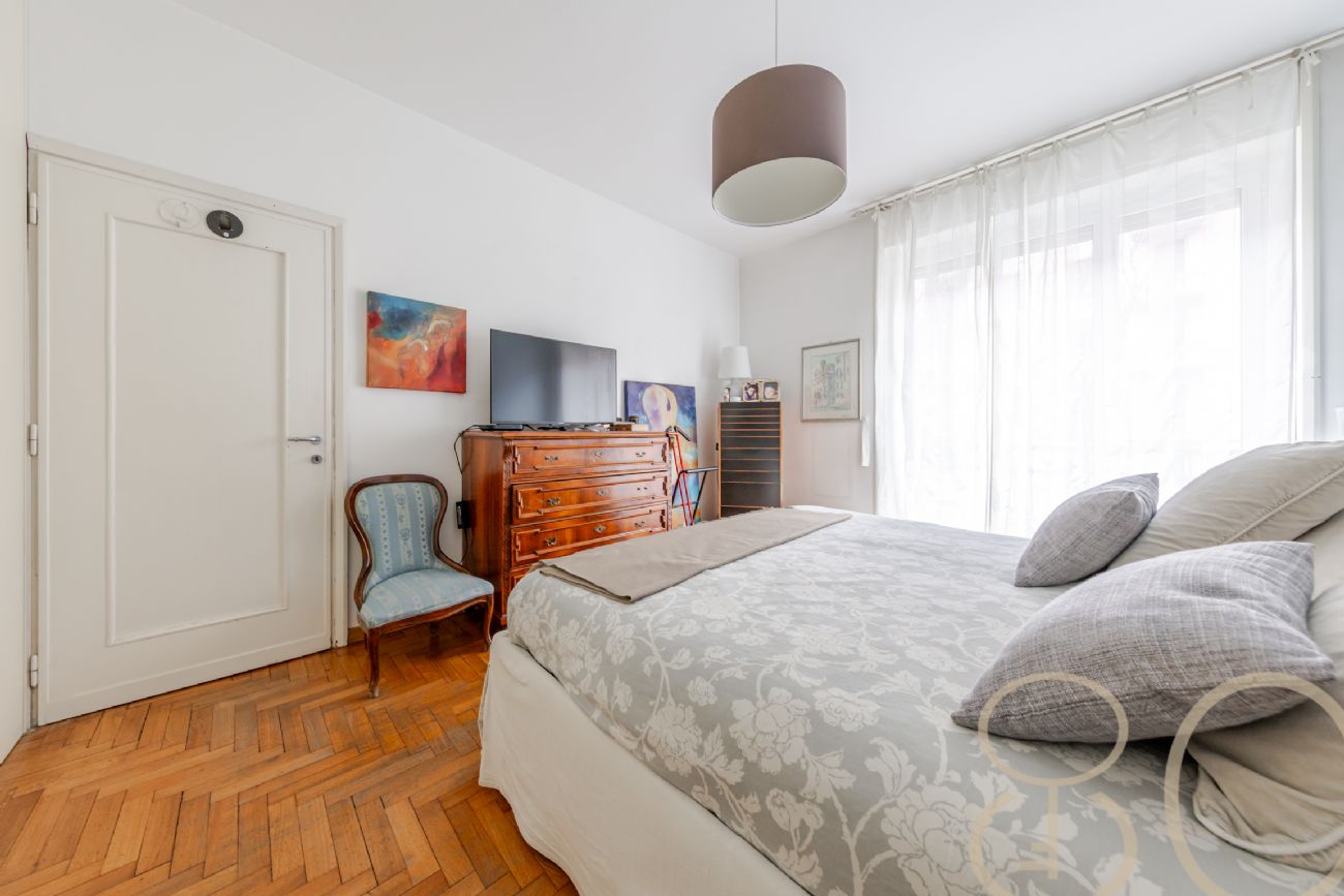 PLURILOCALE CON POSTO AUTO