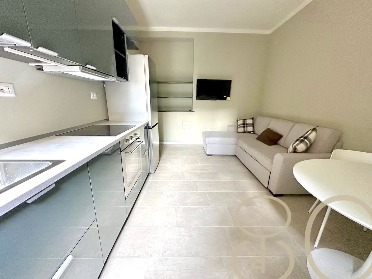 BILOCALE COMPLETAMENTE RISTRUTTURATO