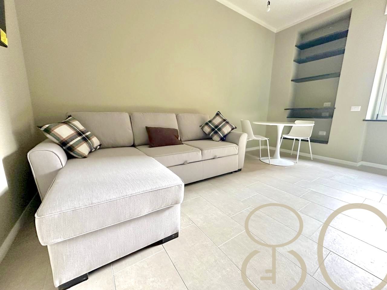 BILOCALE COMPLETAMENTE RISTRUTTURATO