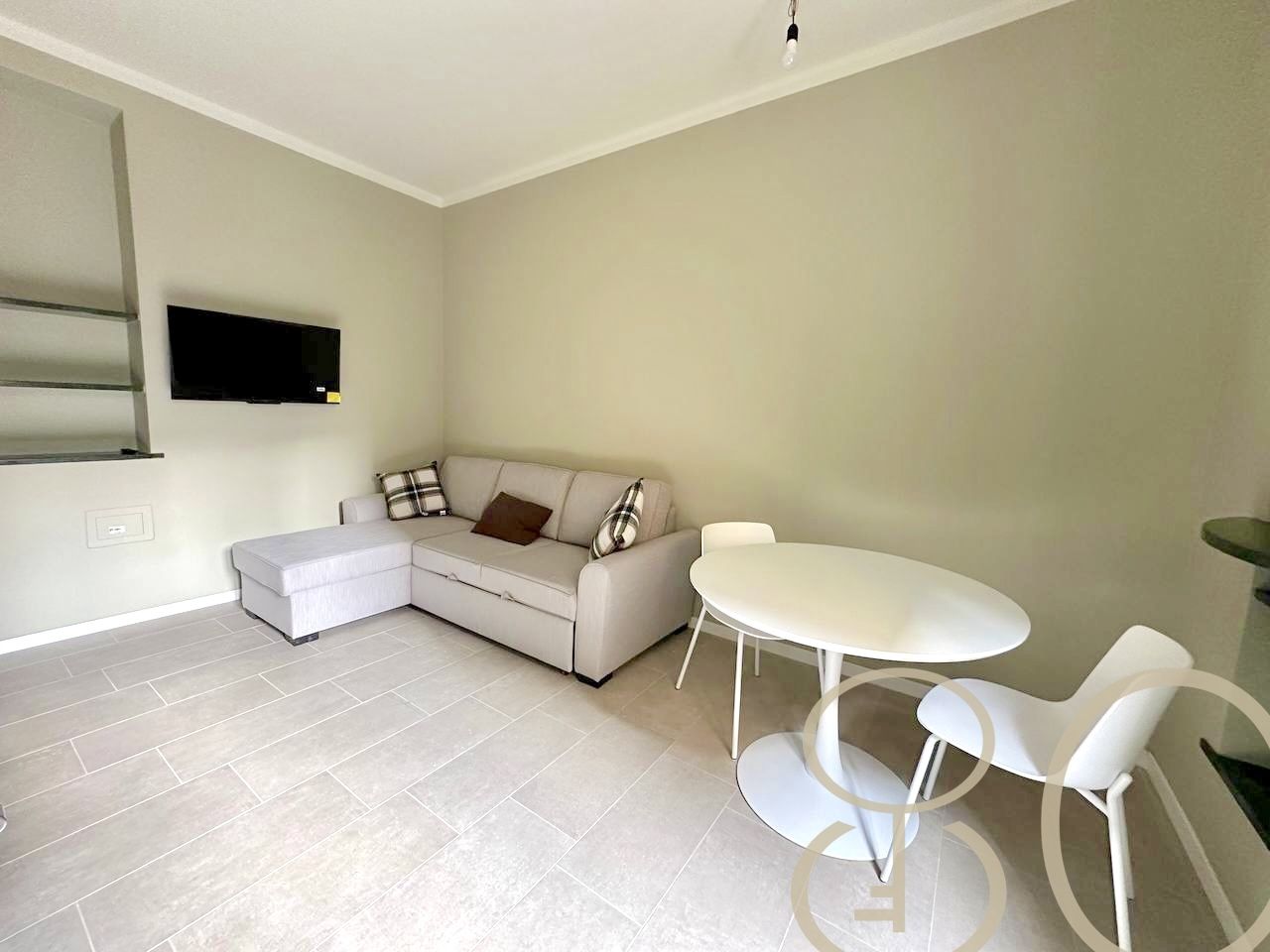 BILOCALE COMPLETAMENTE RISTRUTTURATO