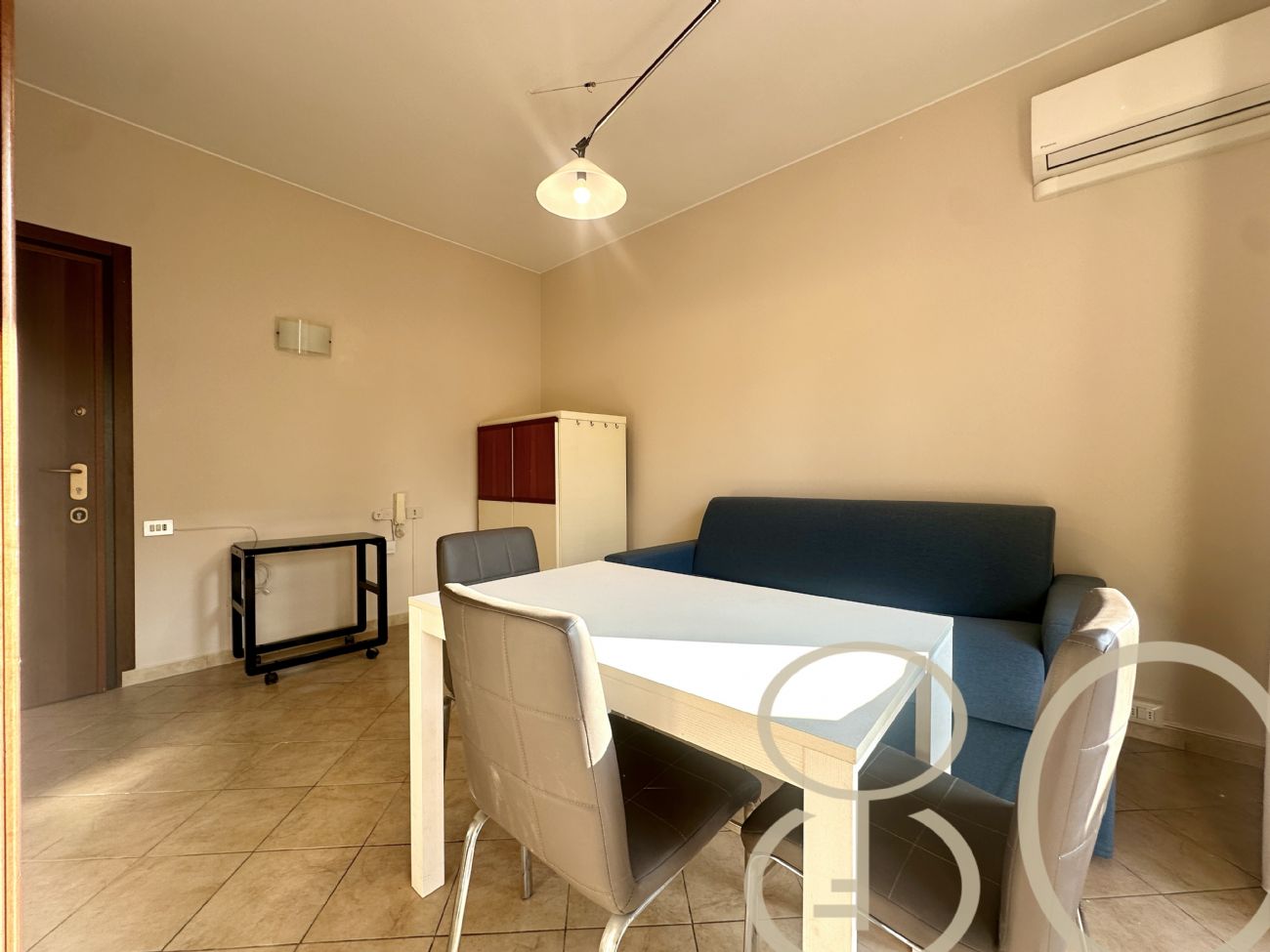 MONOLOCALE GENTILINO