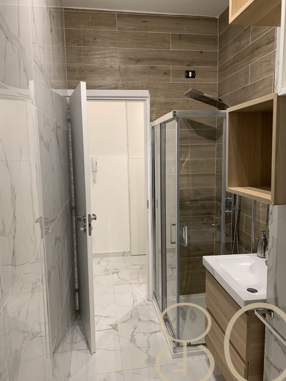 BILOCALE RISTRUTTURATO CON BALCONE