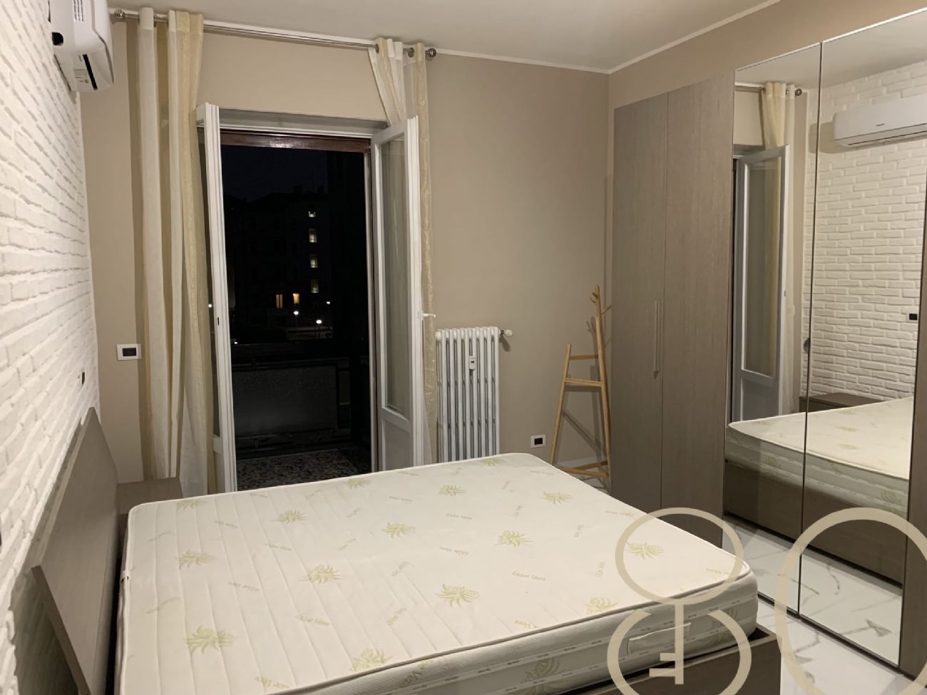 BILOCALE RISTRUTTURATO CON BALCONE