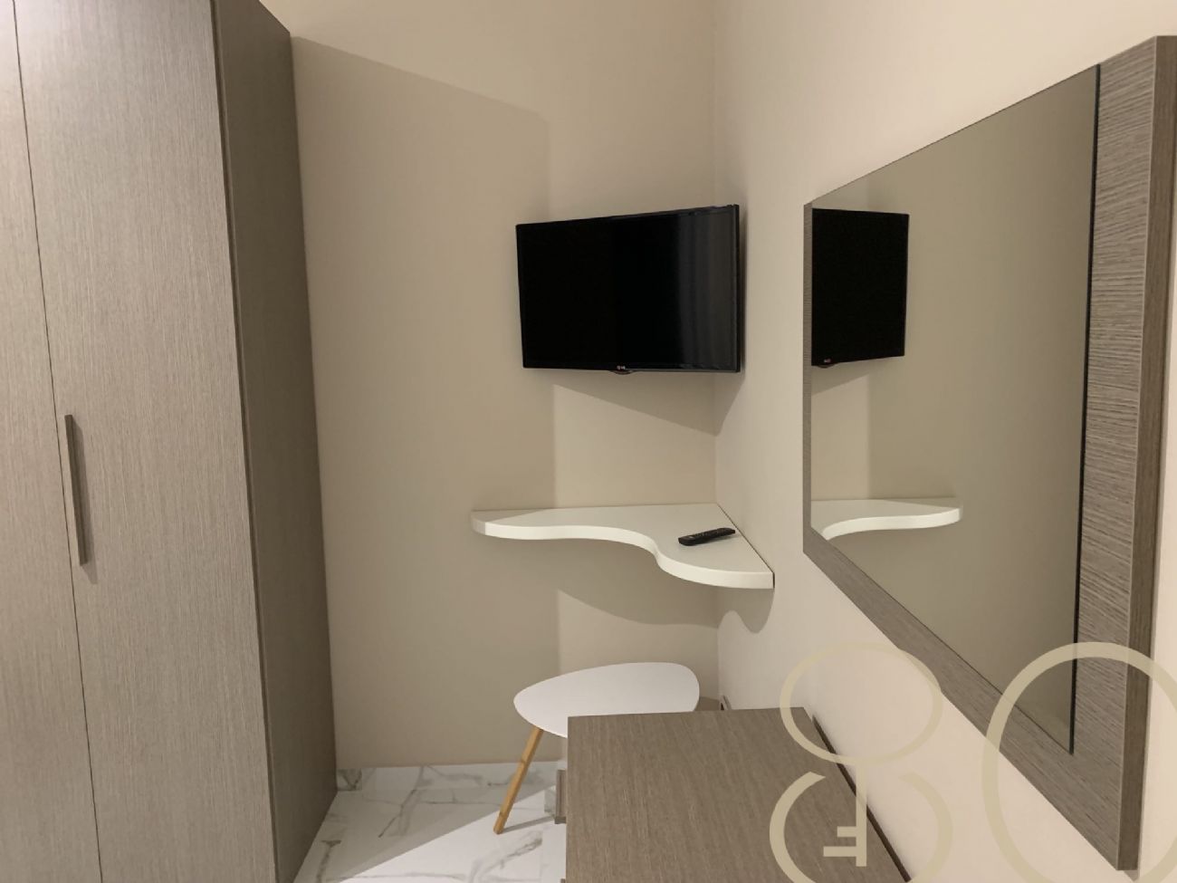 BILOCALE RISTRUTTURATO CON BALCONE