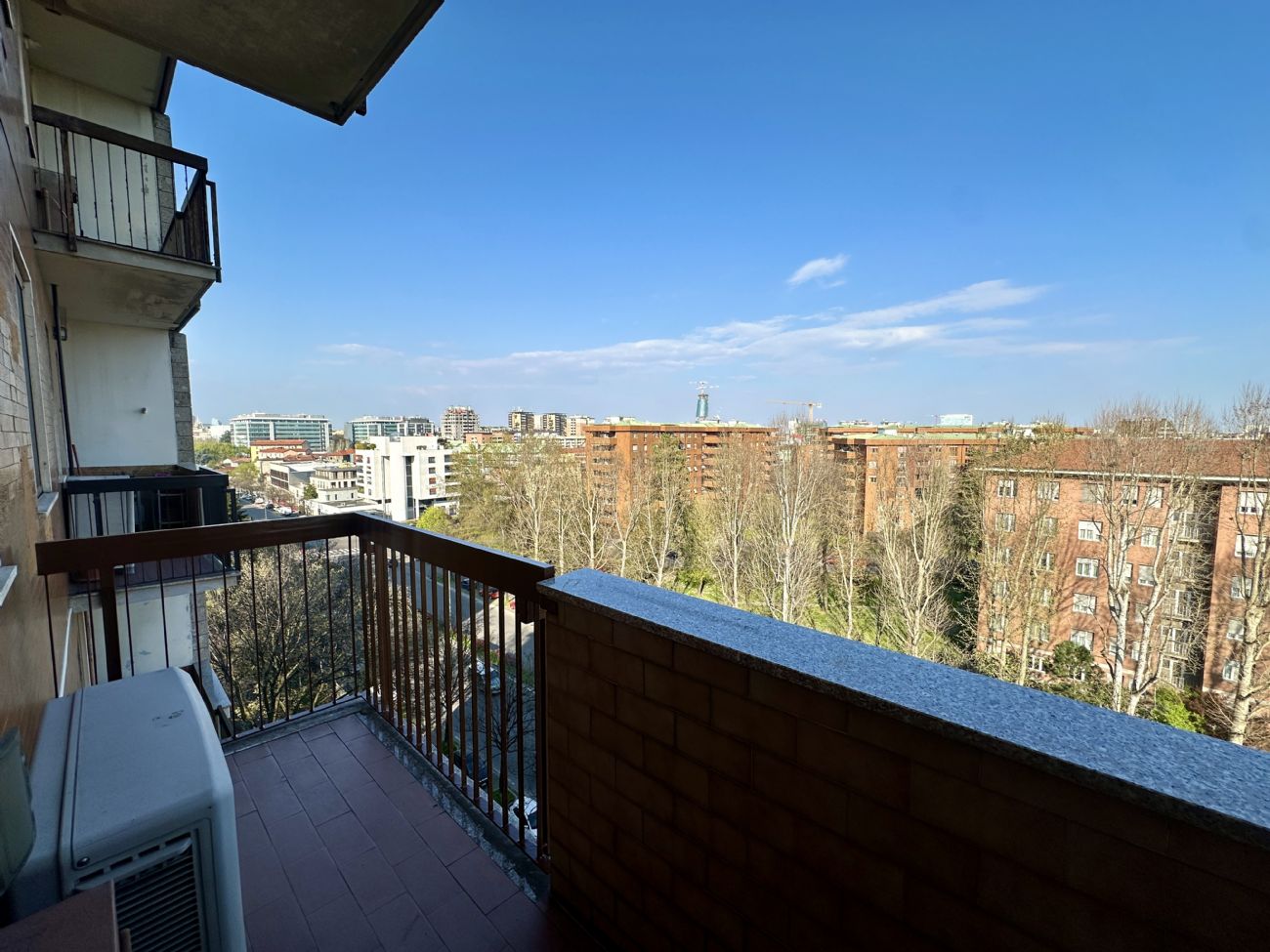 TRILOCALE PANORAMICO