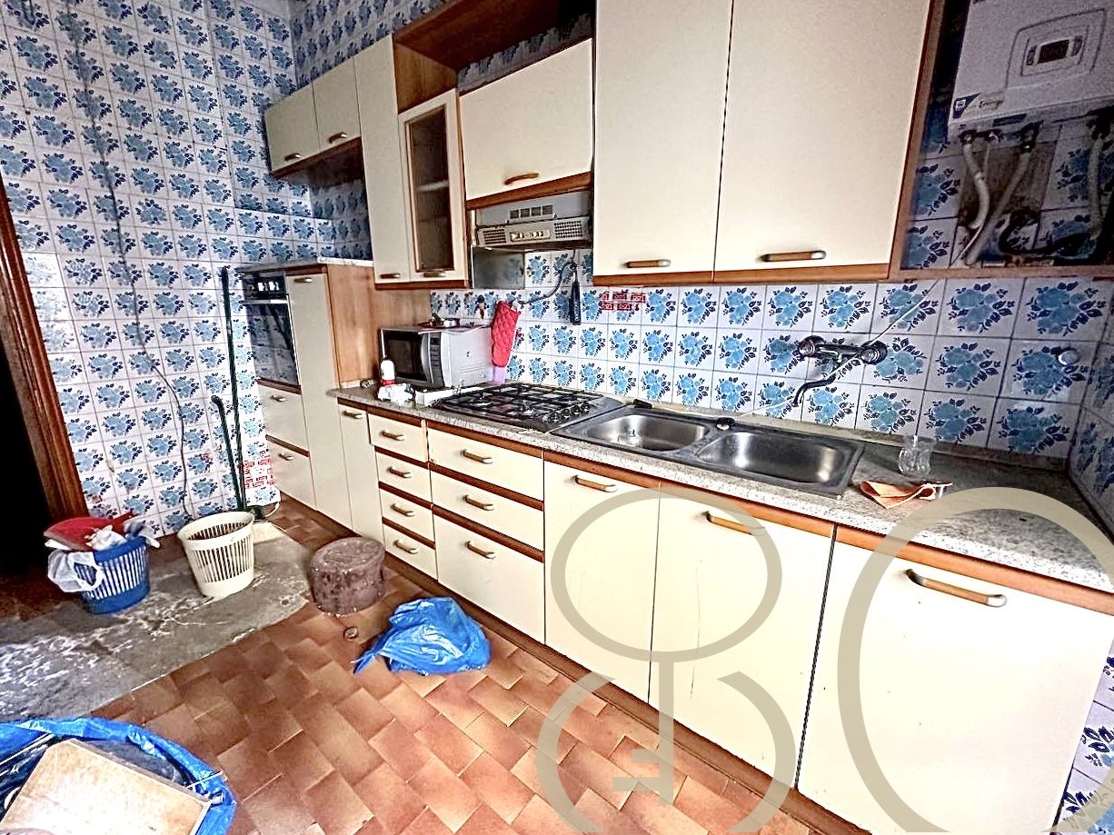 QUADRILOCALE CON BALCONI VIA FRIULI