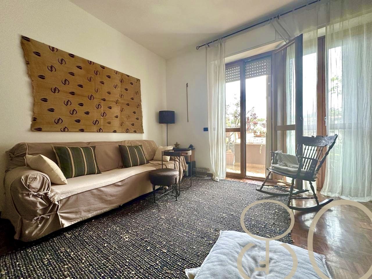 TRILOCALE CON PISCINA CONDOMINIALE