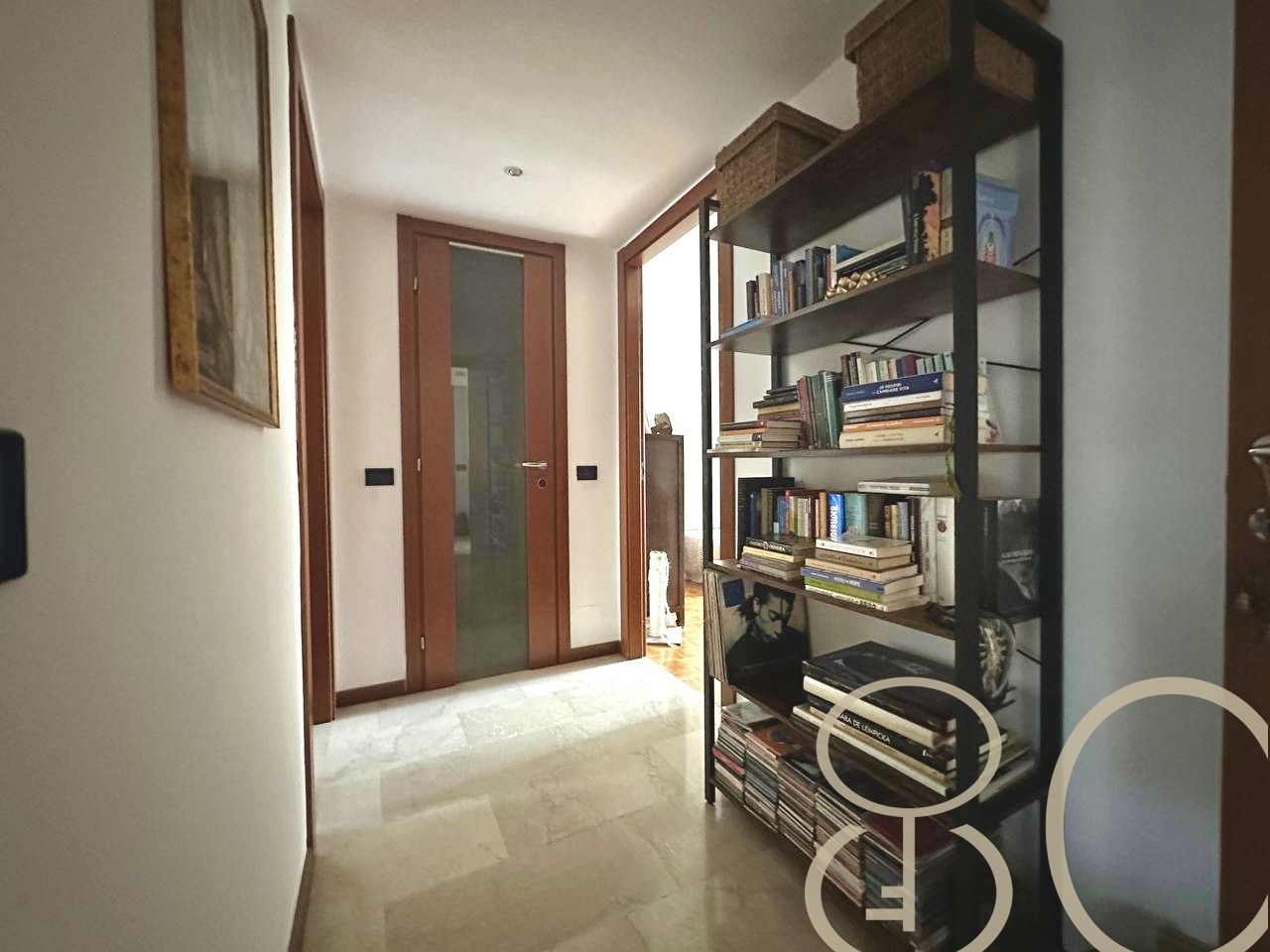 TRILOCALE CON PISCINA CONDOMINIALE