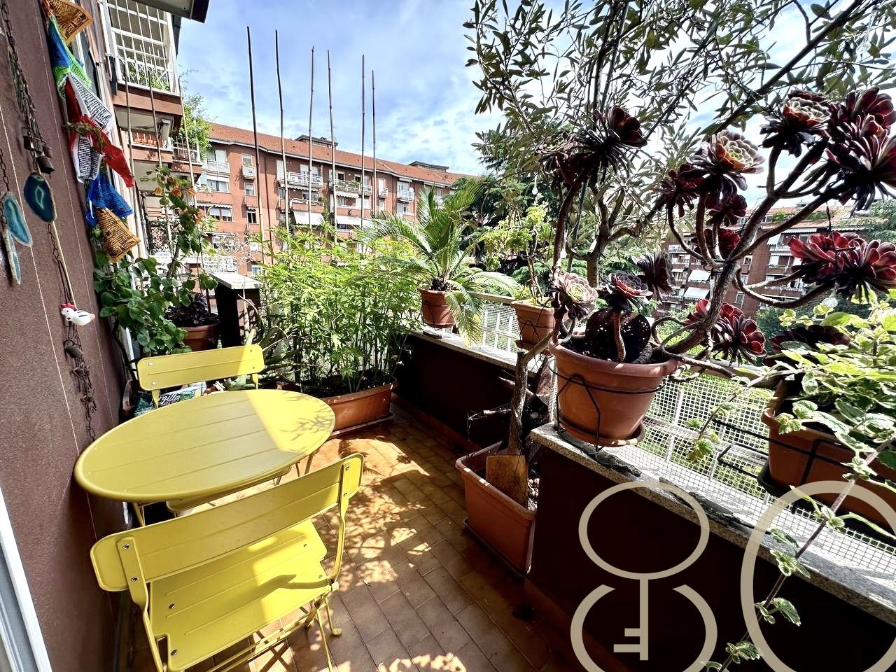TRILOCALE CON PISCINA CONDOMINIALE