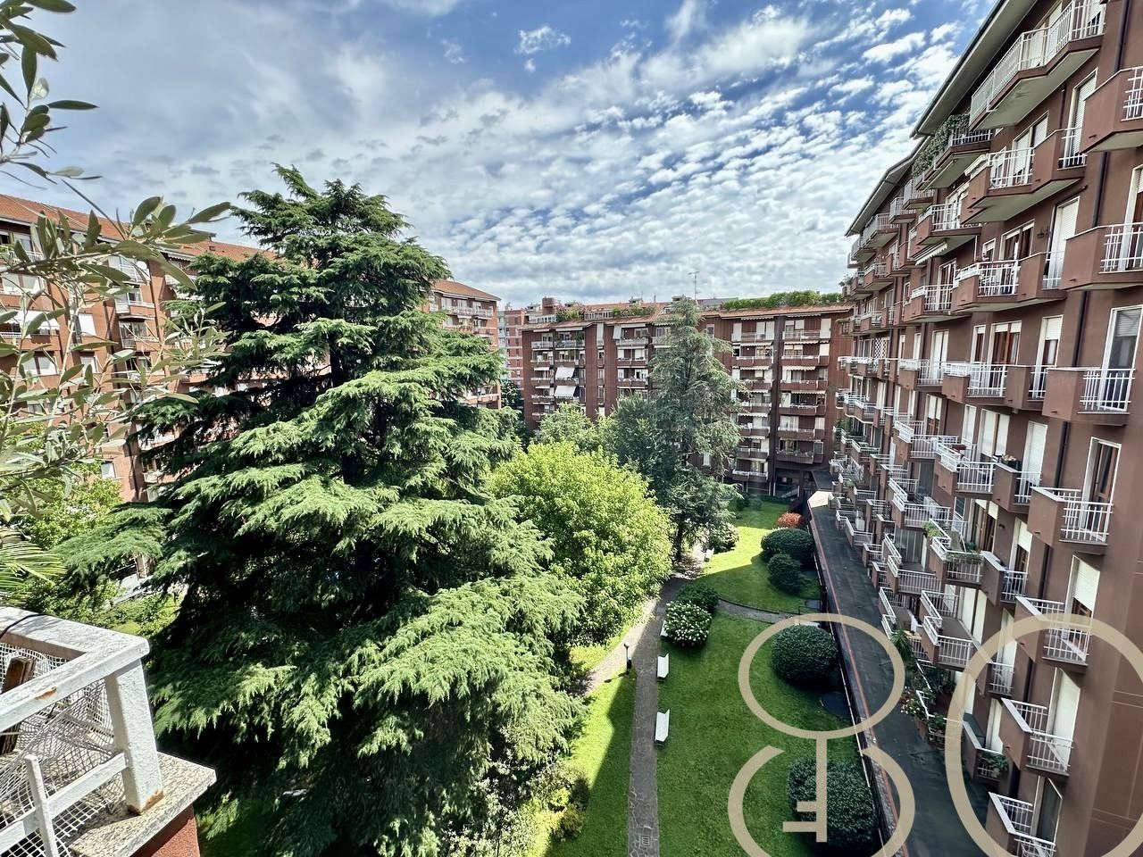 TRILOCALE CON PISCINA CONDOMINIALE