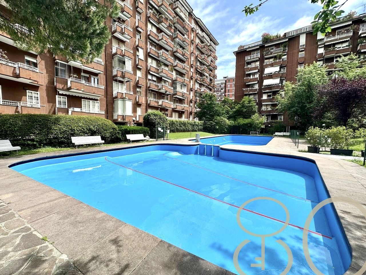 TRILOCALE CON PISCINA CONDOMINIALE