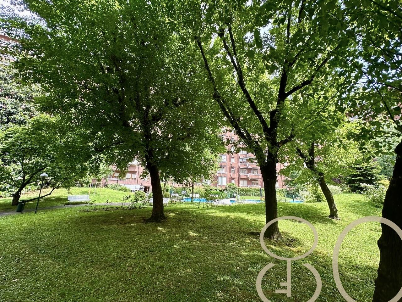 TRILOCALE CON PISCINA CONDOMINIALE