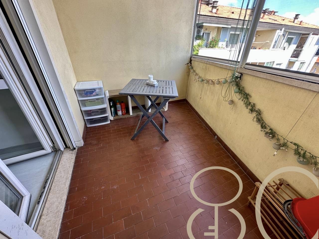 ULTIMO PIANO CON VISTA PANORAMICA E DOPPI BALCONI