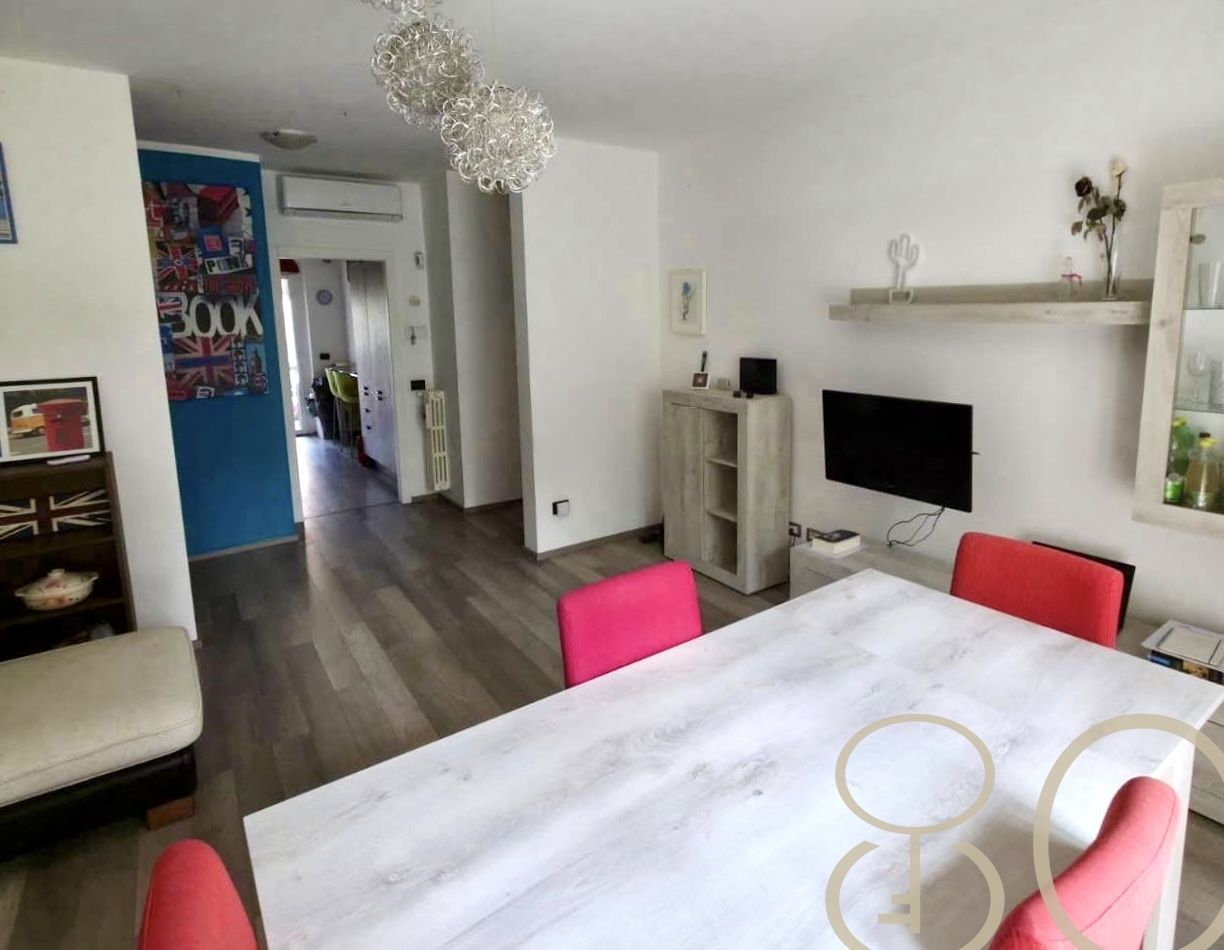 AMPIO QUADRILOCALE
