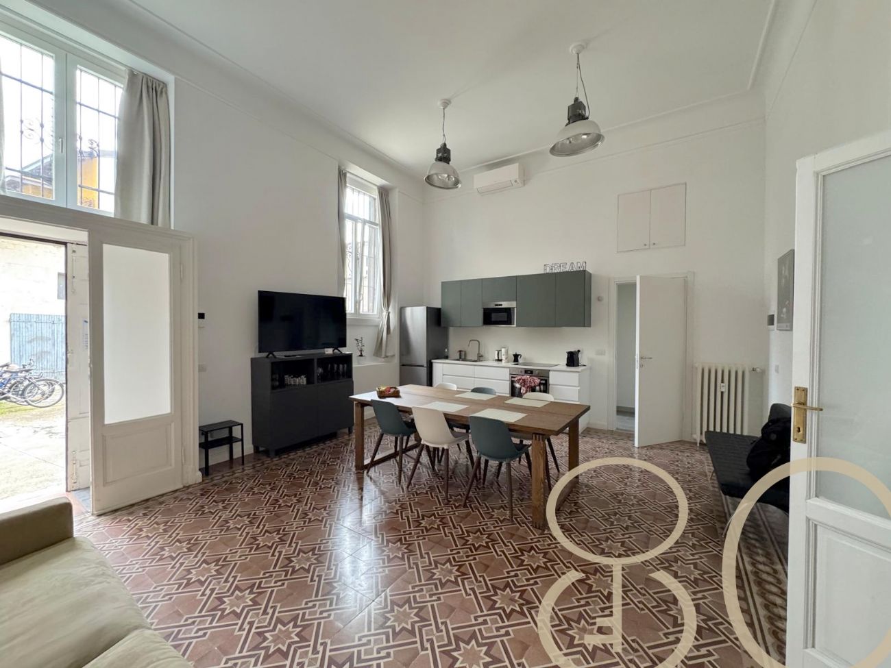CARATTERISTICO LOFT RISTRUTTURATO