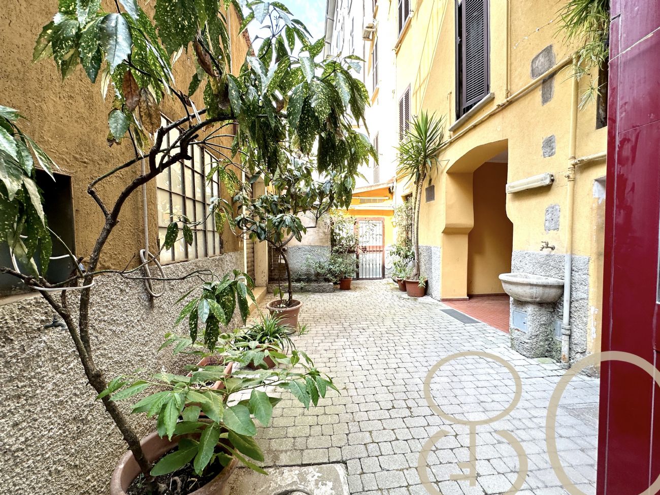 MONOLOCALE DARSENA