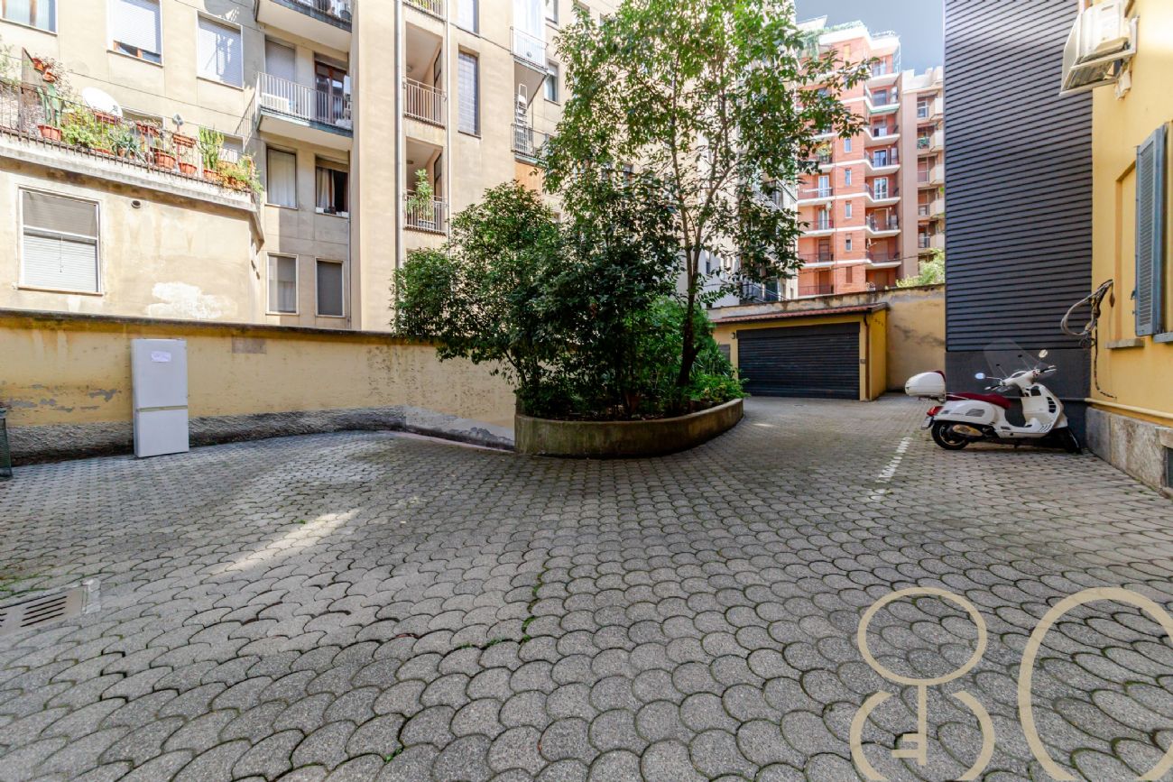 VIALE BLIGNY