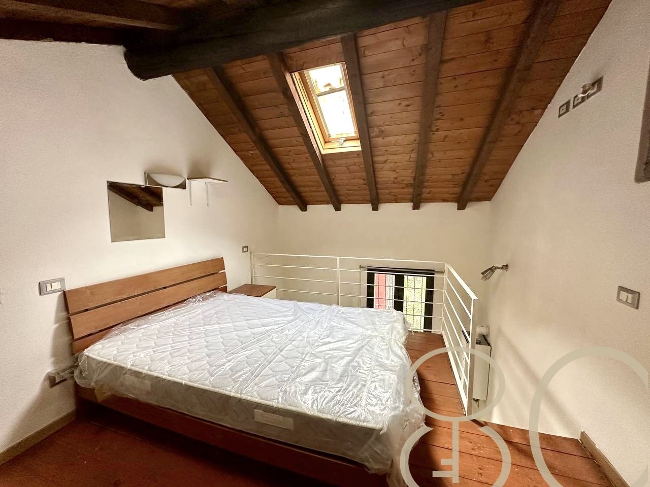 LOFT VIA MEDA 58